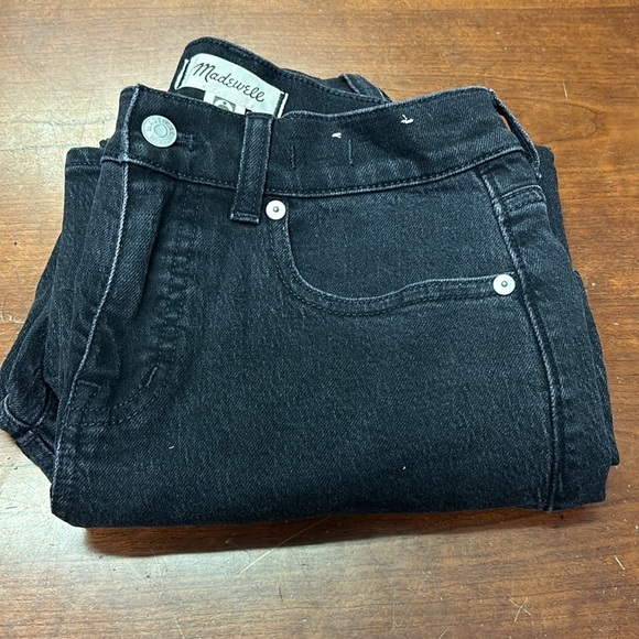 Madewell The Petite '90s Straight Jean NM741 - Picture 6 of 6